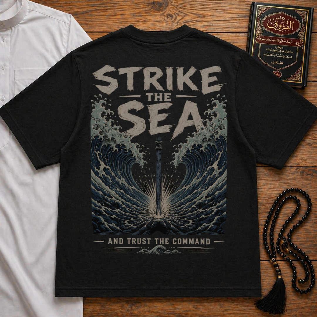 STRIKE THE SEA HEAVYWEIGHT